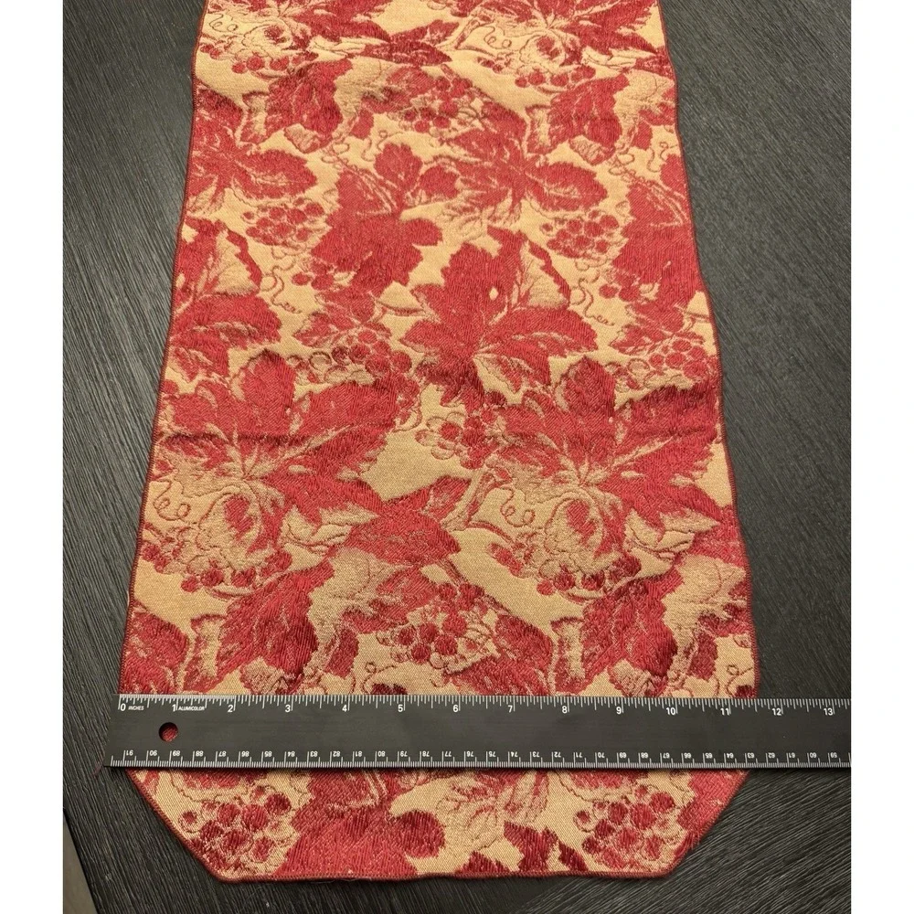 POTTERY BARN Fall Autumn Runner 11 1/2 In X 71 In Thanksgiving Leaves Maroon